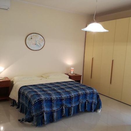 Appartamento In Villa Virginia Fino A 10 Ospiti Mondragone Exterior photo