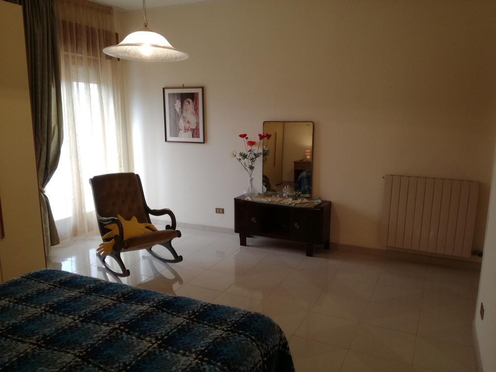 Appartamento In Villa Virginia Fino A 10 Ospiti Mondragone Exterior photo